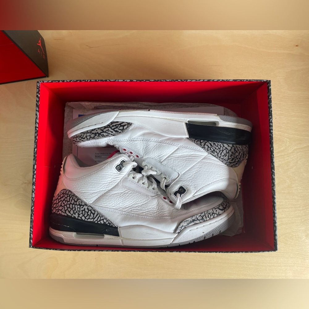 Air Jordan 3 Retro - White Fire Red Cement Grey Black - Size 10
